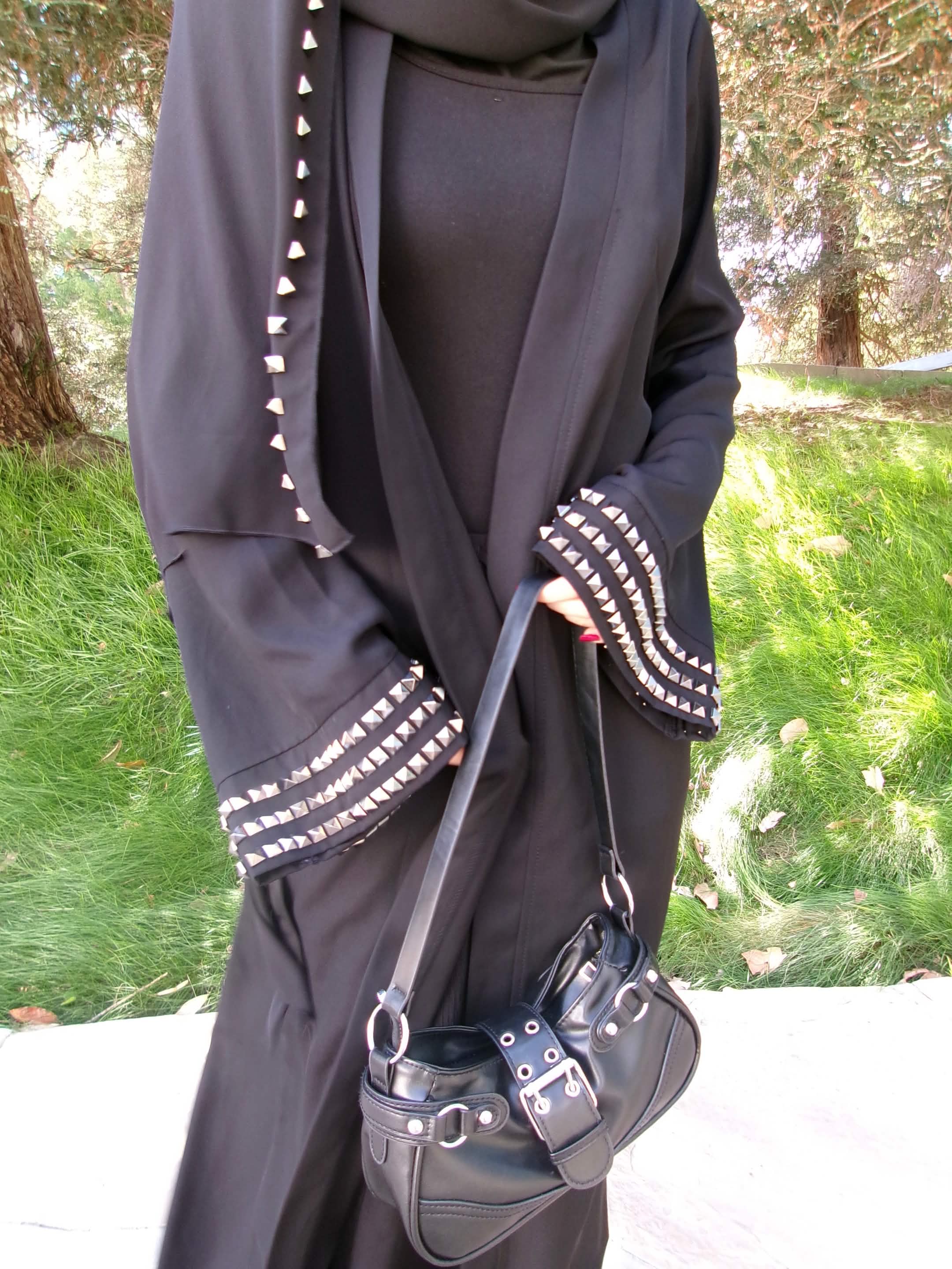 Sakina Studio piece
